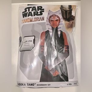 Ahsoka Star Wars costume accessories